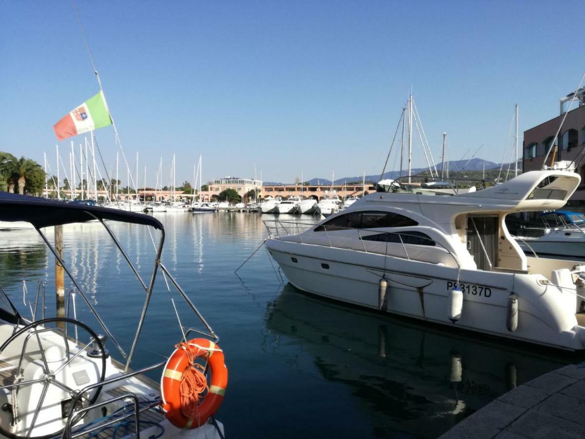 Villetta Nella Baia ฟูร์นารี ภายนอก รูปภาพ